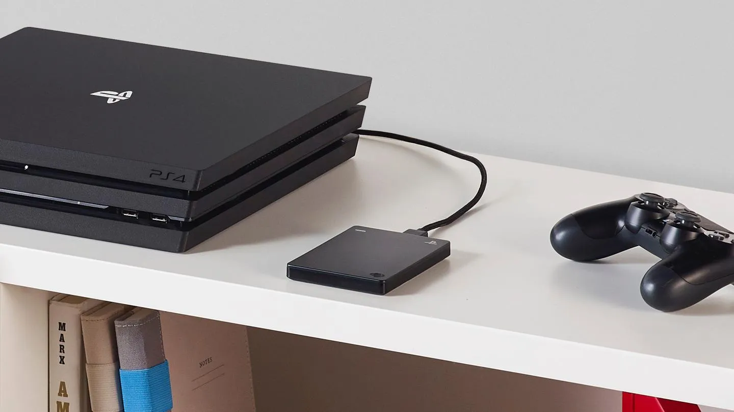 Amarillento Hasta evitar Mejores discos duros para Xbox One y PS4 - Externos e Internos