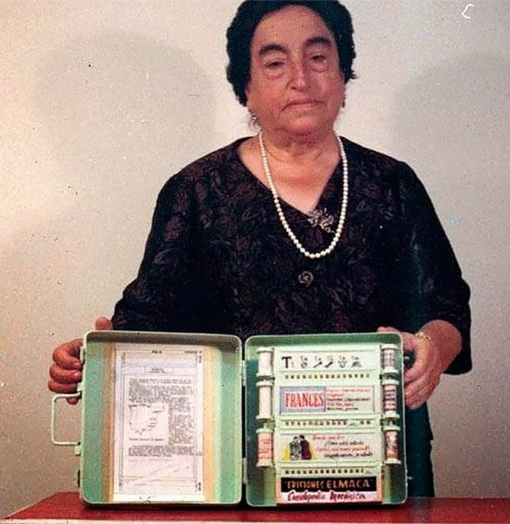 Ángela Ruiz Robles, libro electrónico