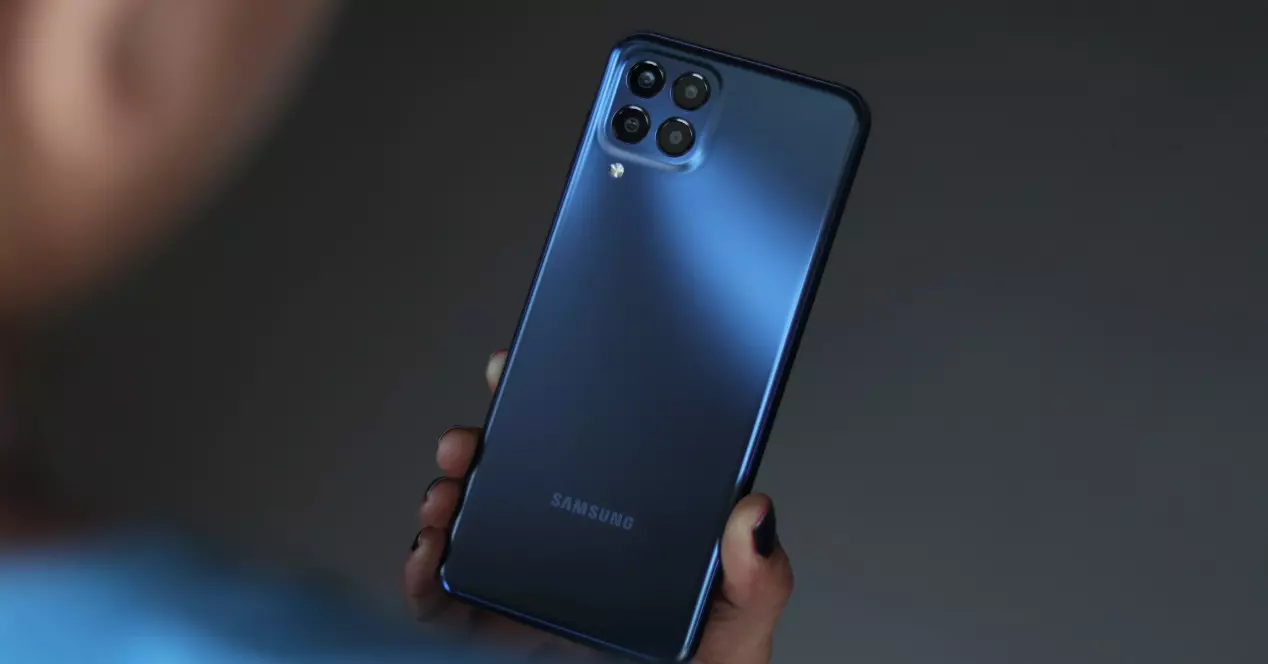 Samsung Galaxy M33: una pantalla TOP por menos de 300 €
