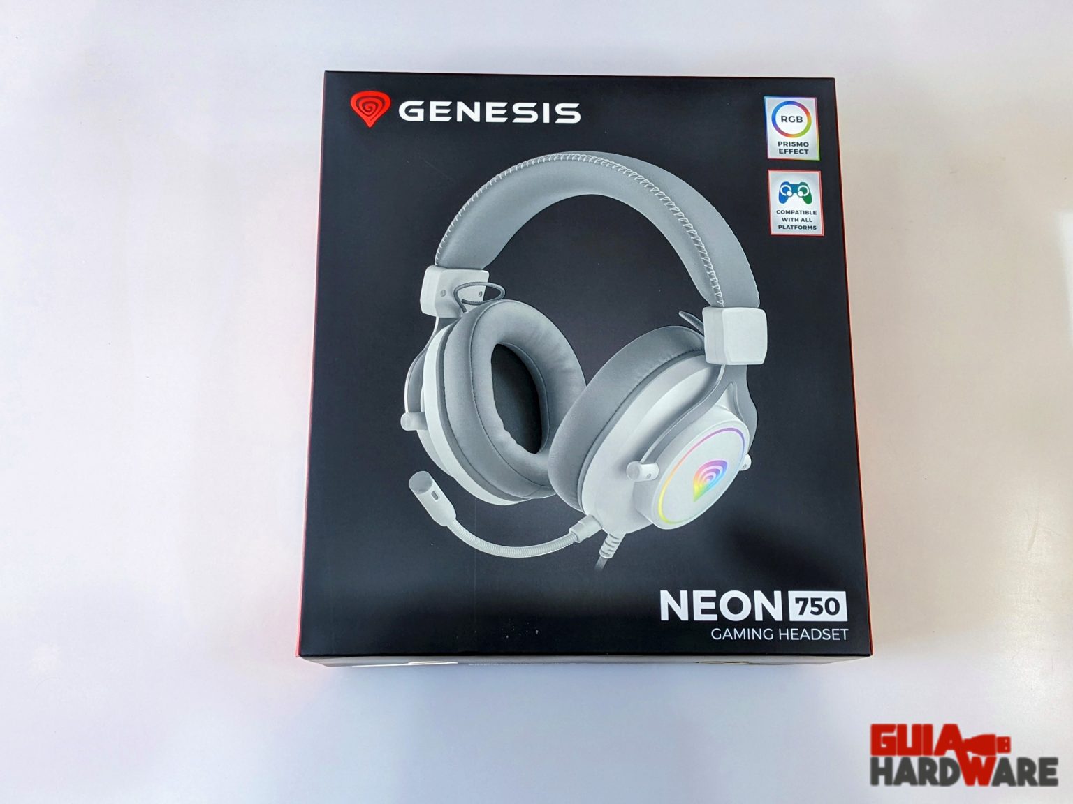 Genesis NEON 750 RGB: Ongorora muchiSpanish - Hardware Guide