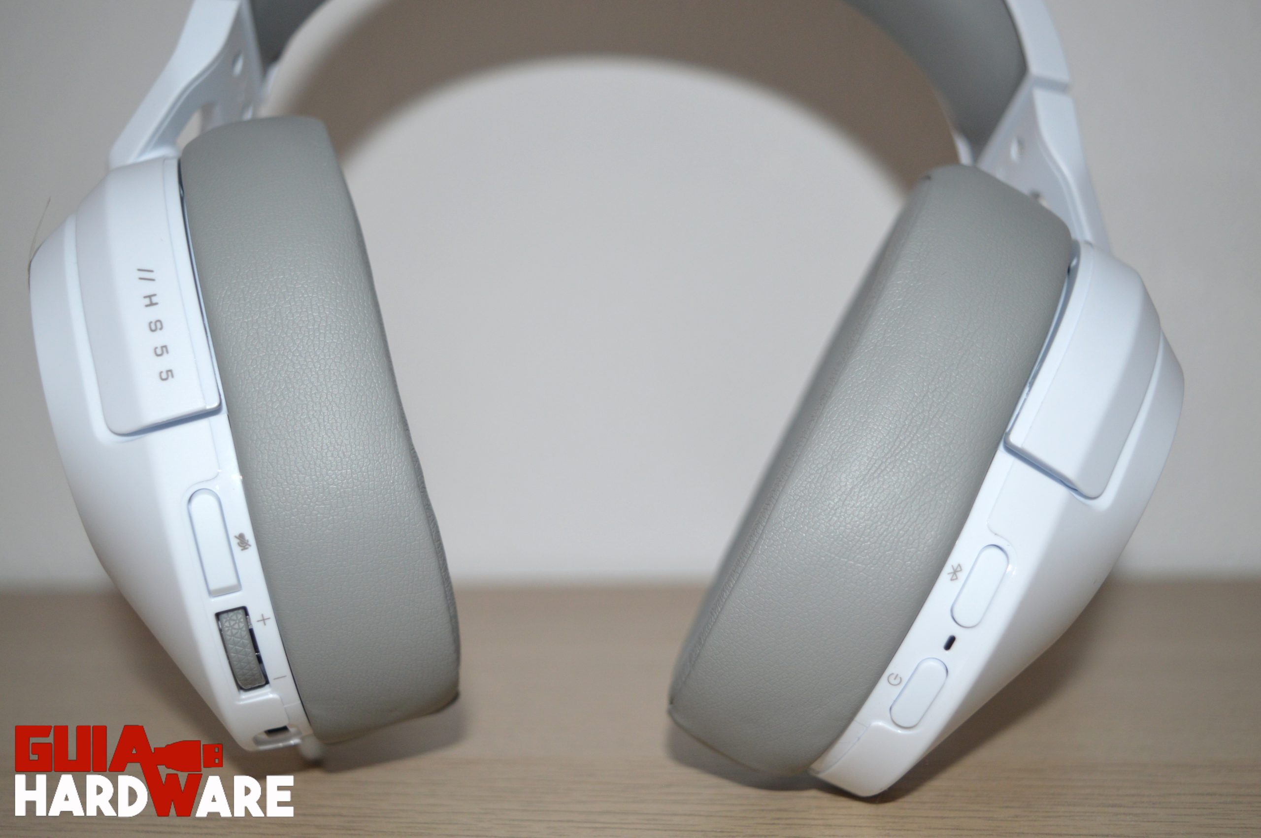 Auriculares Corsair HS55 Wireless