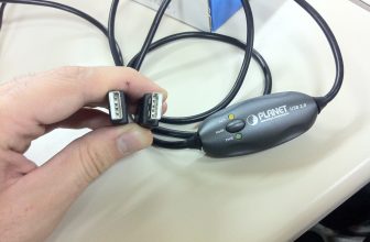 Cómo conectar dos ordenadores a través de un cable USB