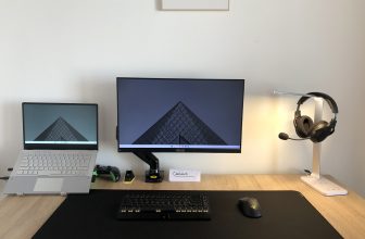 Cómo mantener un portátil encendido con un monitor y la tapa bajada en Windows 11