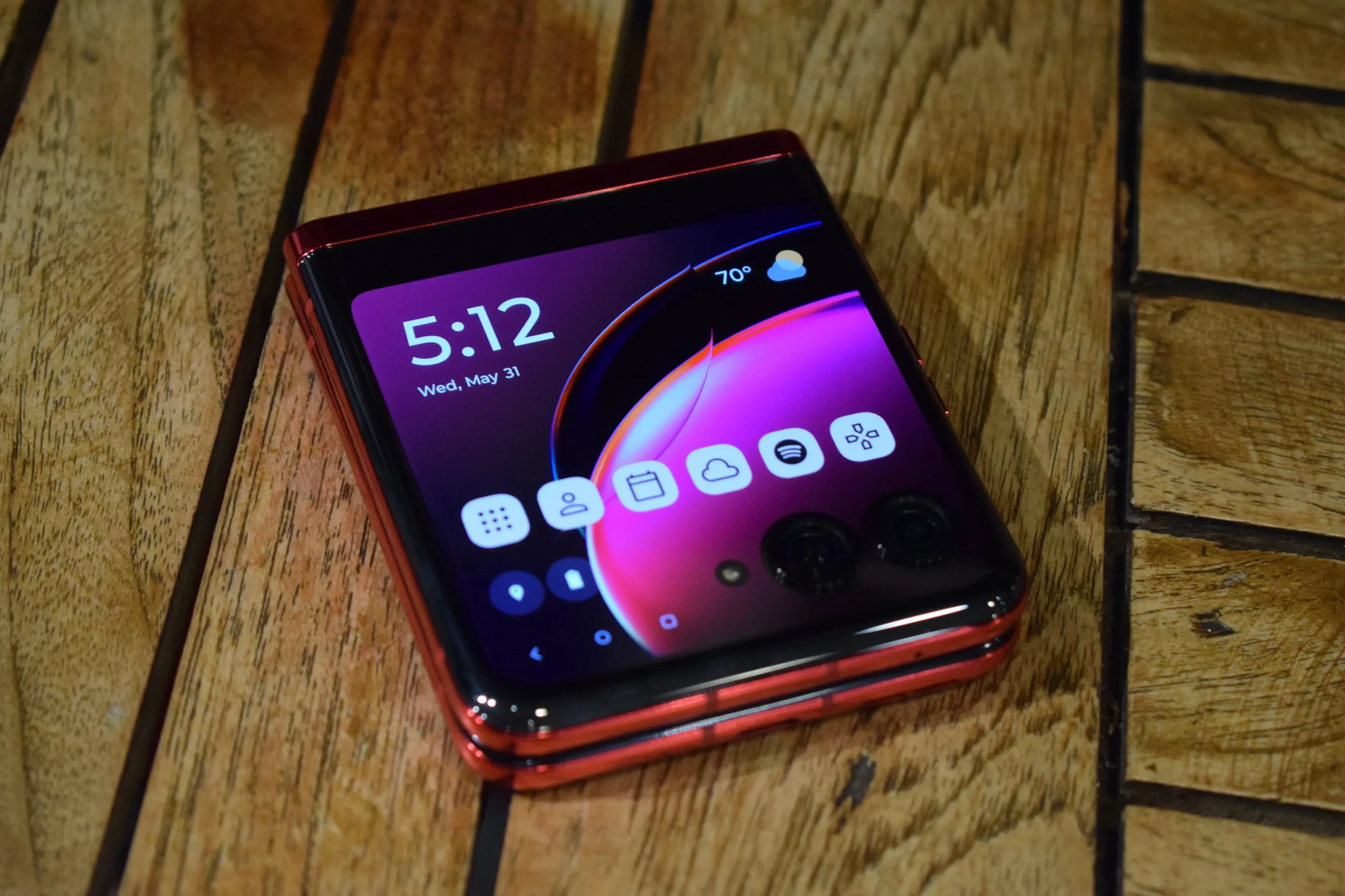 Motorola Razr 40 Ultra vs Samsung Galaxy Z Flip 5