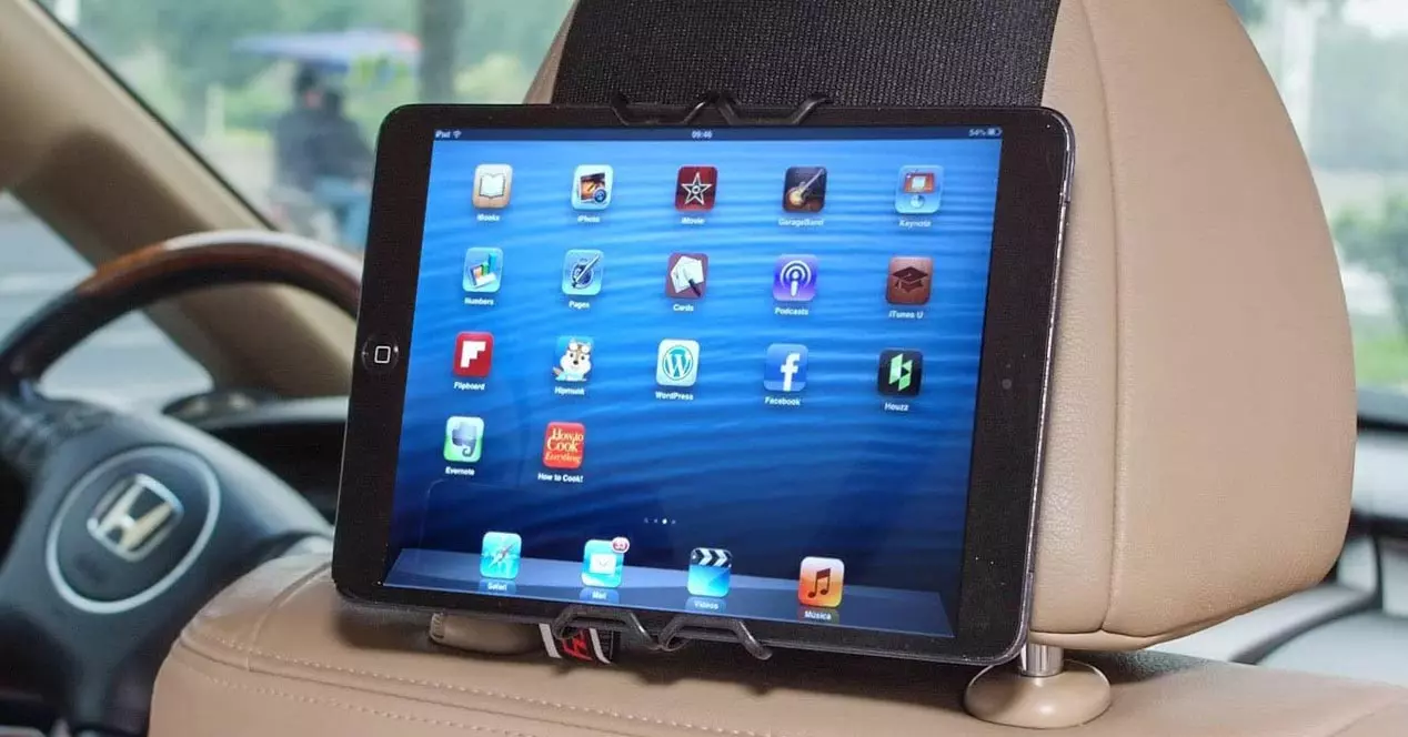 Te mostramos los mejores soportes de tablets para coche