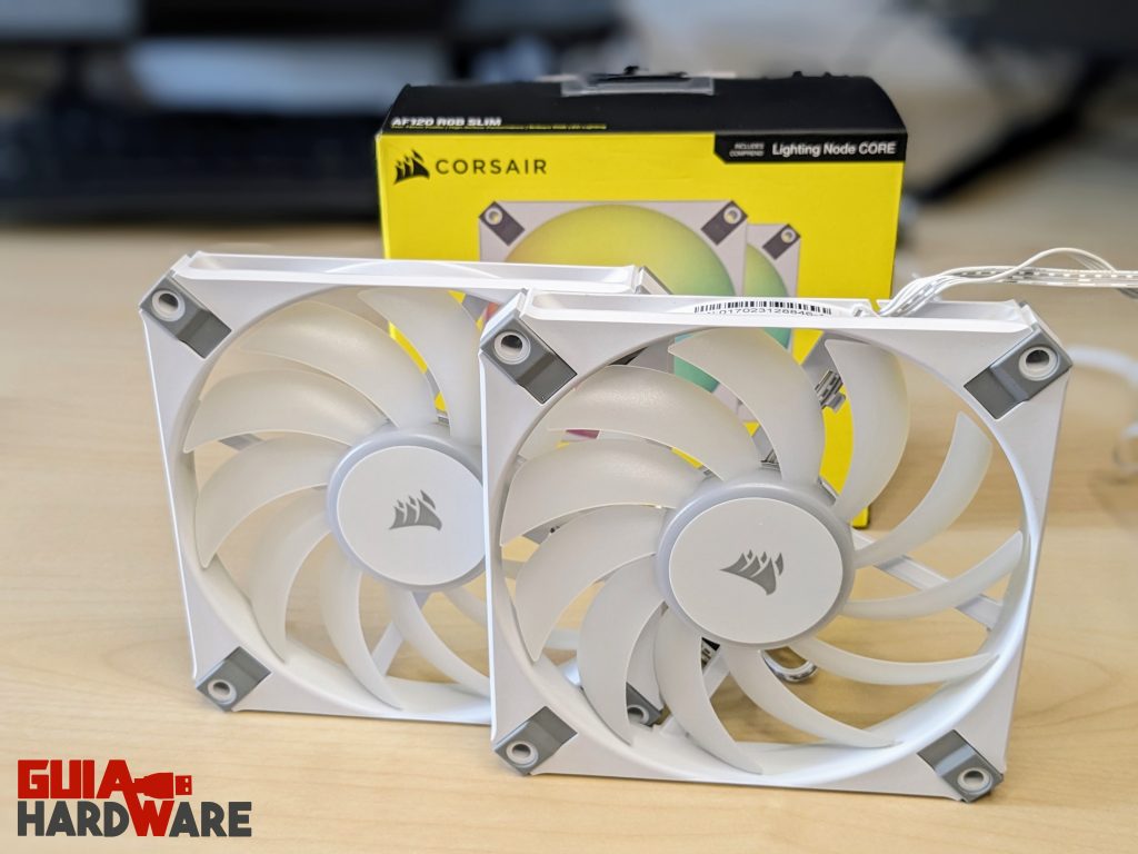 Ventiladores AF120 Slim de Corsair