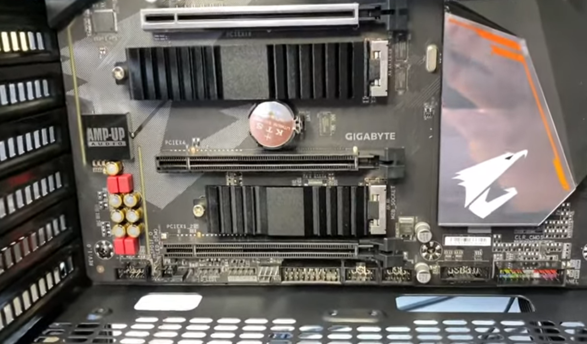 Cómo cambiar la placa base de un PC paso a paso