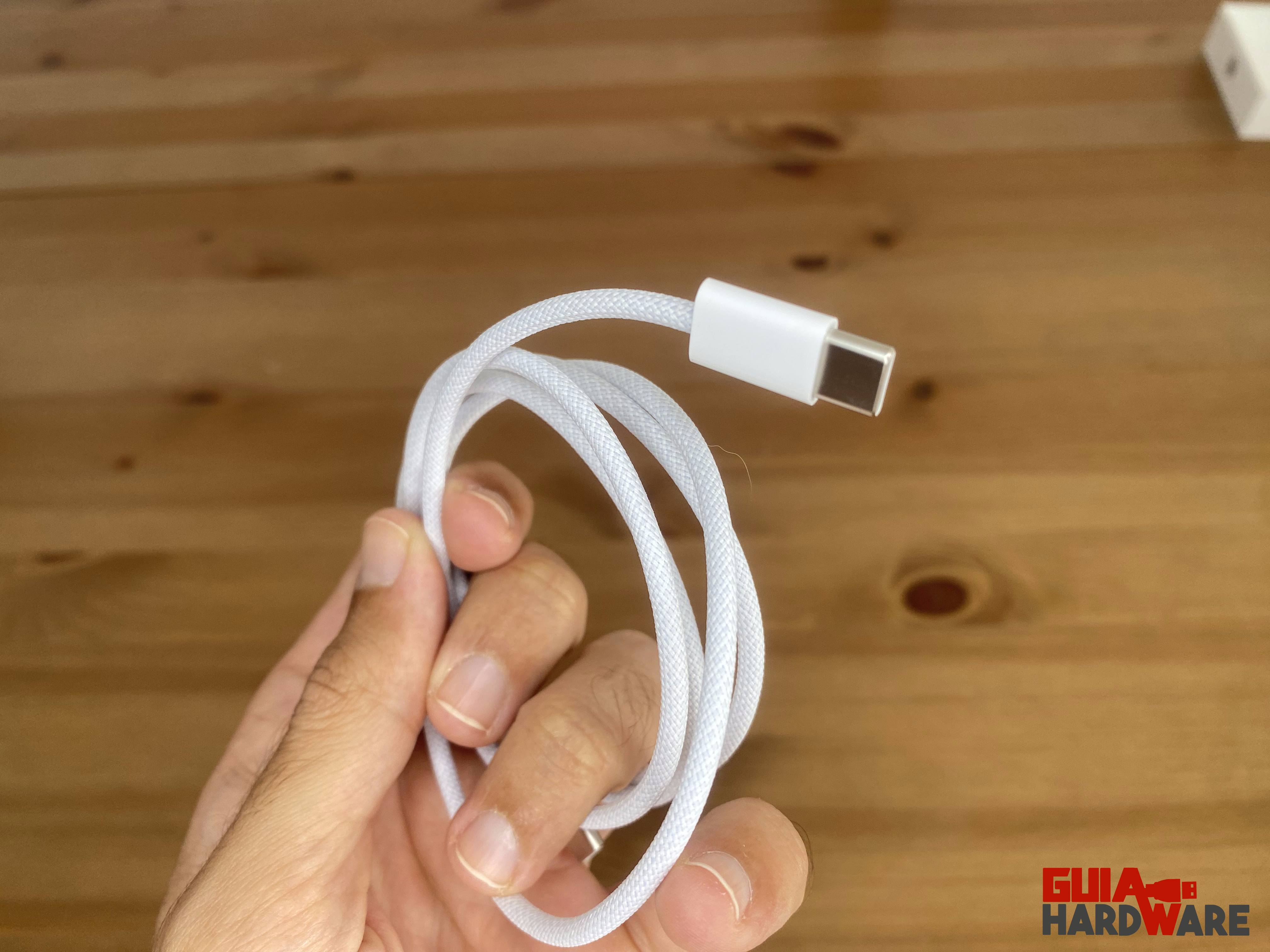 cable uBS-C iPhone 15 Pro