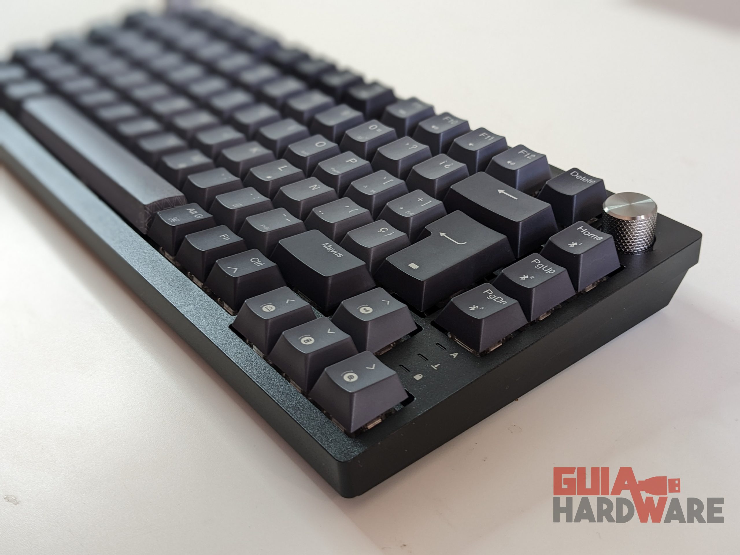 Corsair K65 Plus Wireless