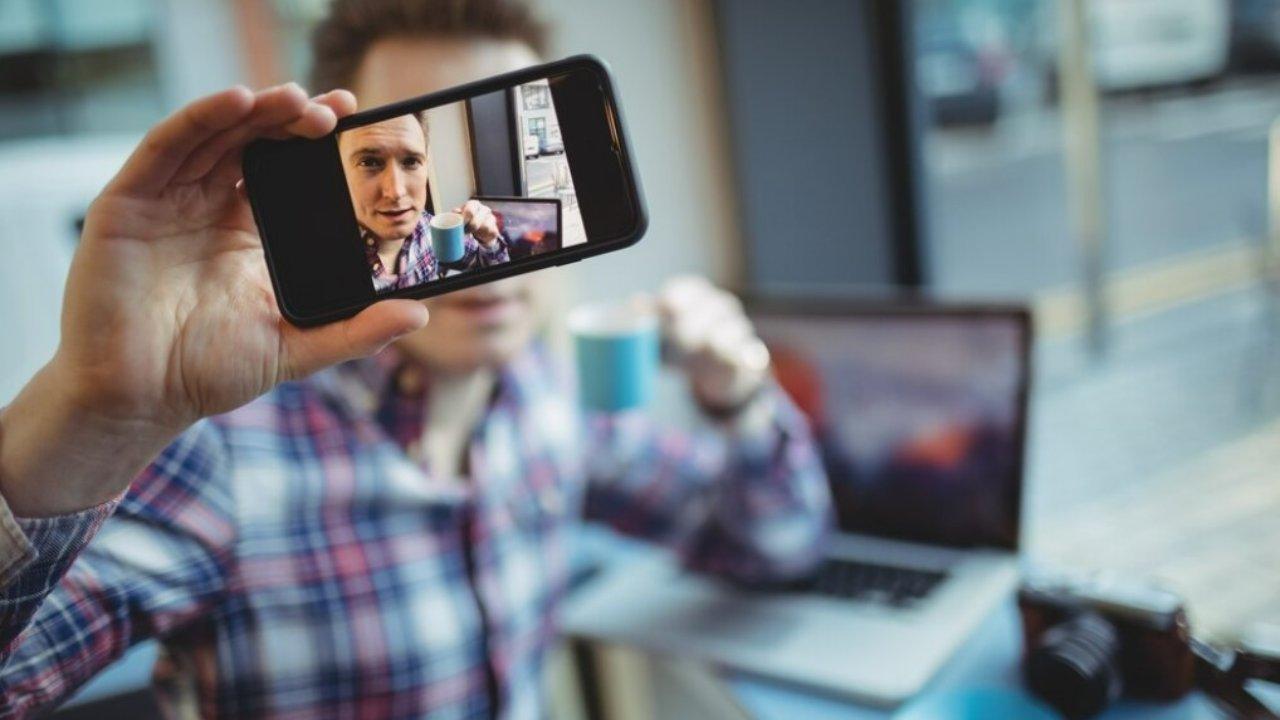 convertir movil android en webcam para windows 11