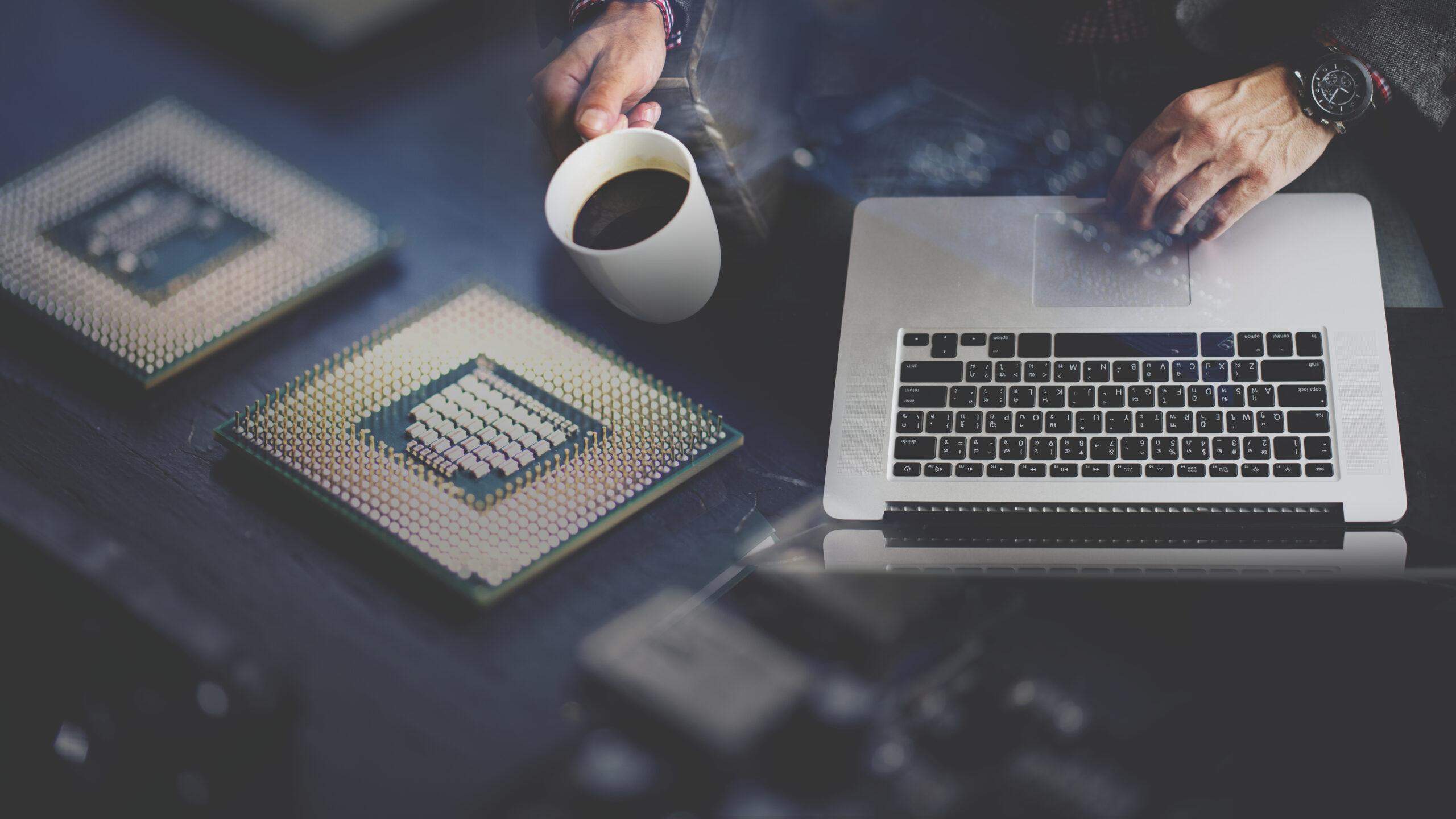 evolución software hardware