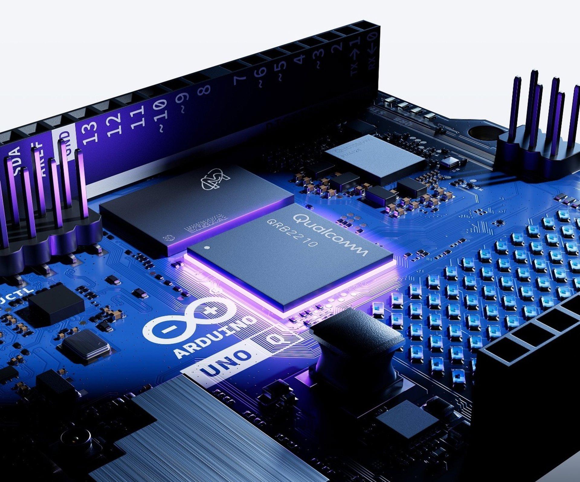 Arduino UNO Q conectividad y diseño
