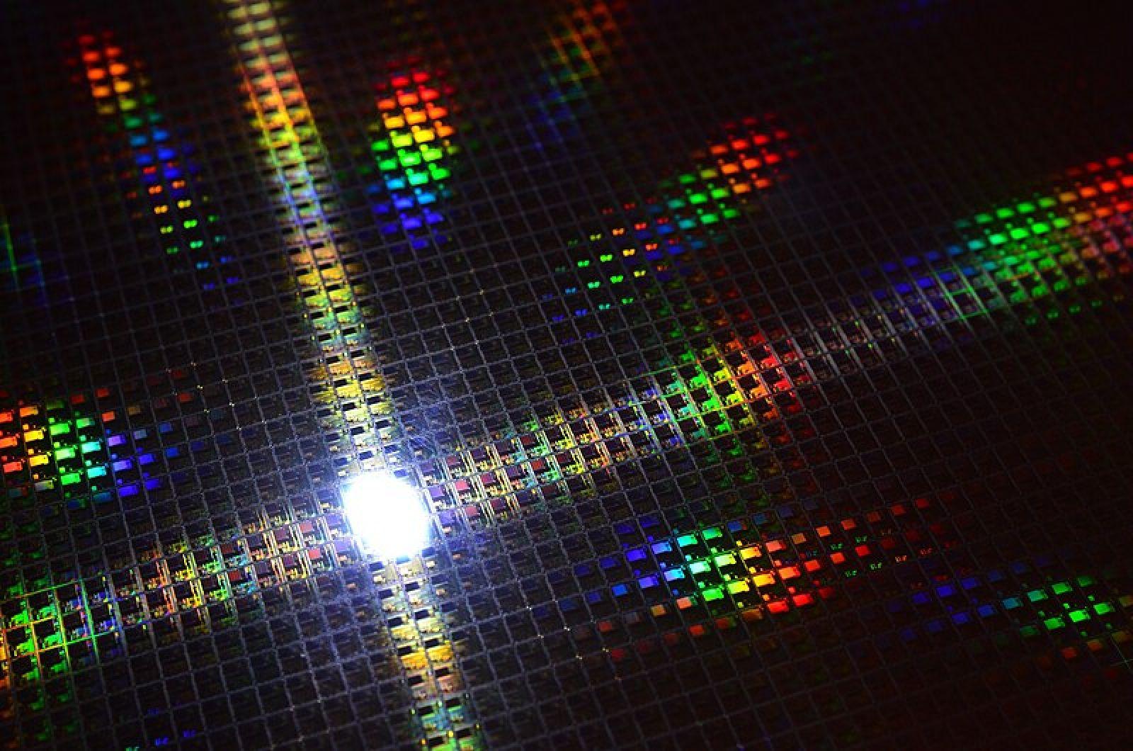 Capa de tungsteno en SOT-MRAM