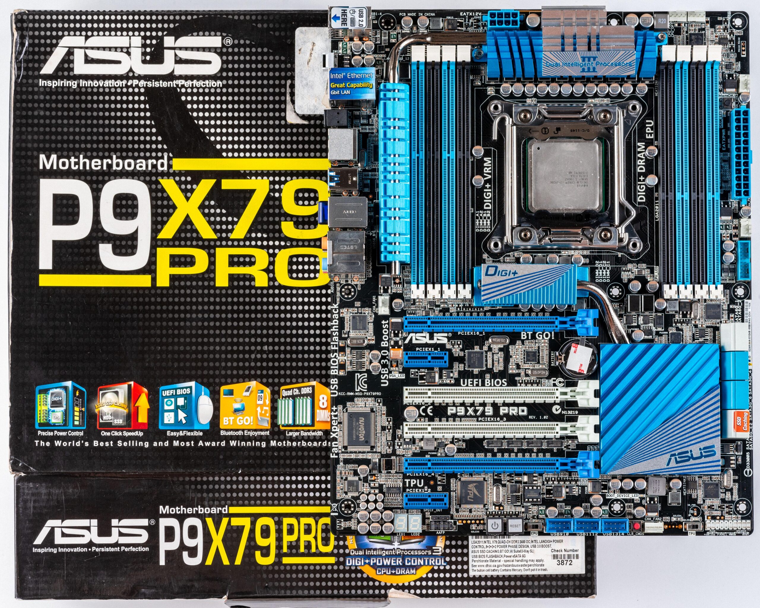 Bancos de memoria DDR3 en ASUS P9X79